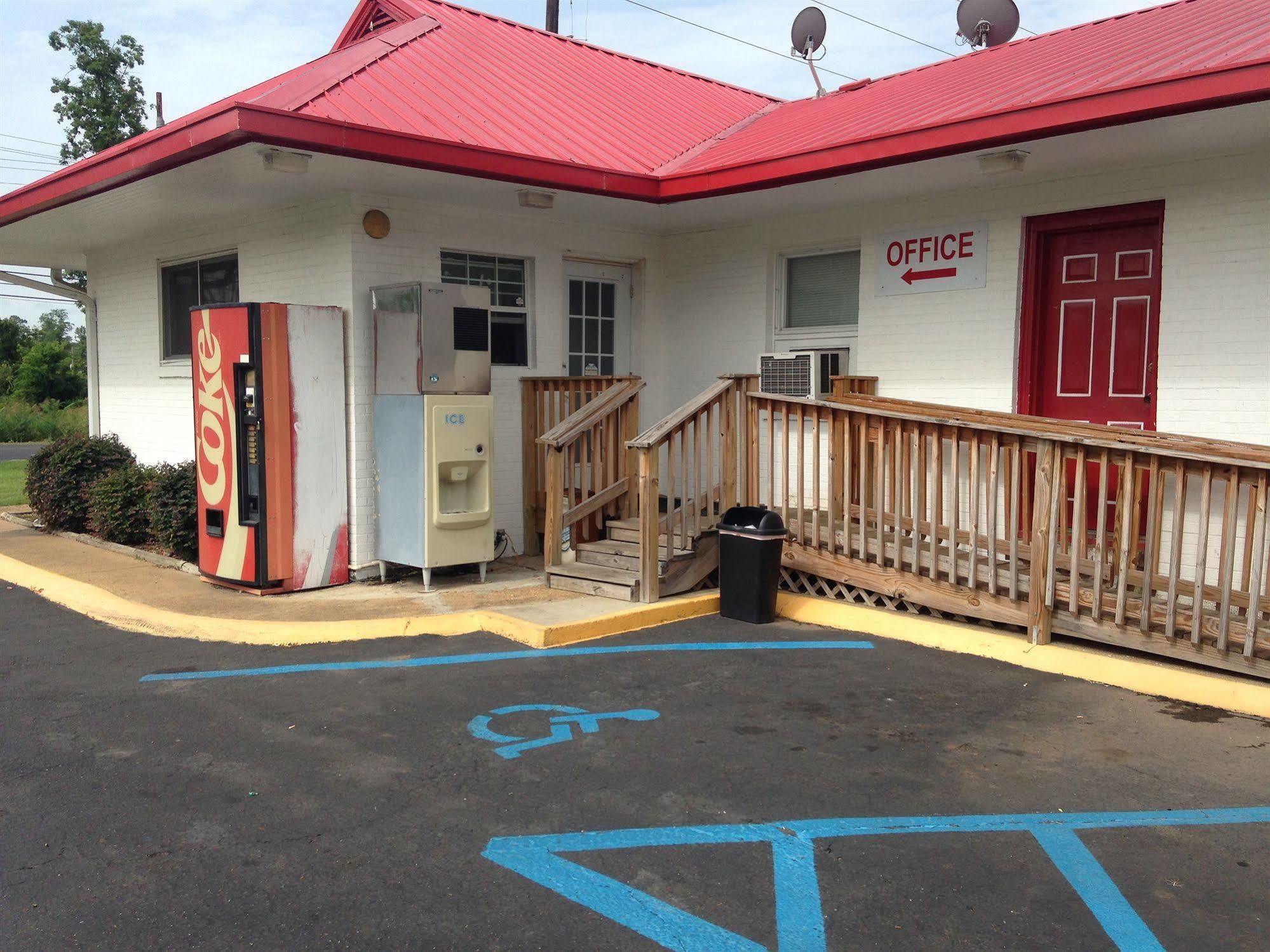 Ole English Inn Tuscaloosa Exterior foto